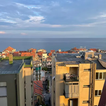 Con Vista Mozzafiato Appartement Finale Ligure